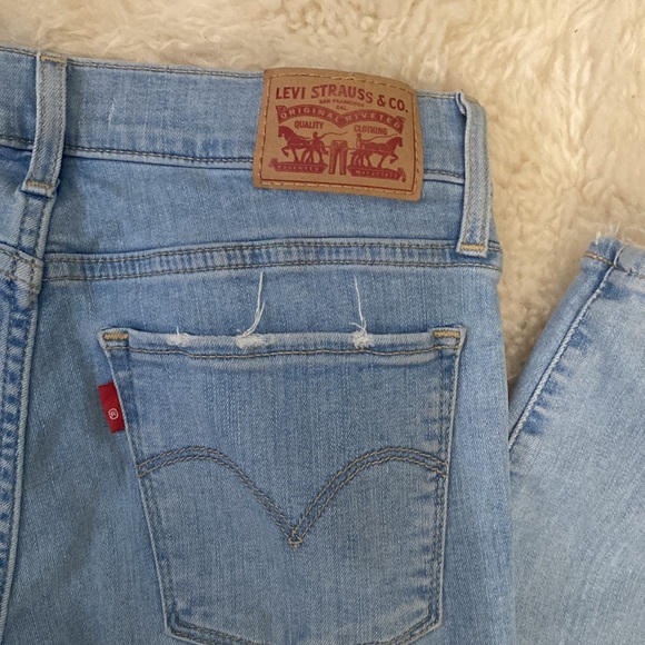 Levi’s 710 Super Skinny - Picture 3 of 4